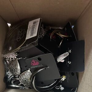 Paparazzi Silver and Black Hair Accessories